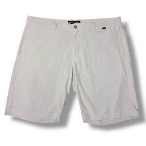 Travis Matthew’s Shorts Men's 38 Gray Stripe‎